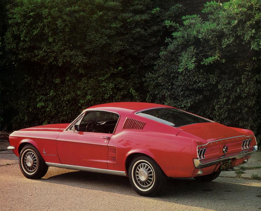  Ford Mustang Fastback 1967 года  (фото 12 из 12)